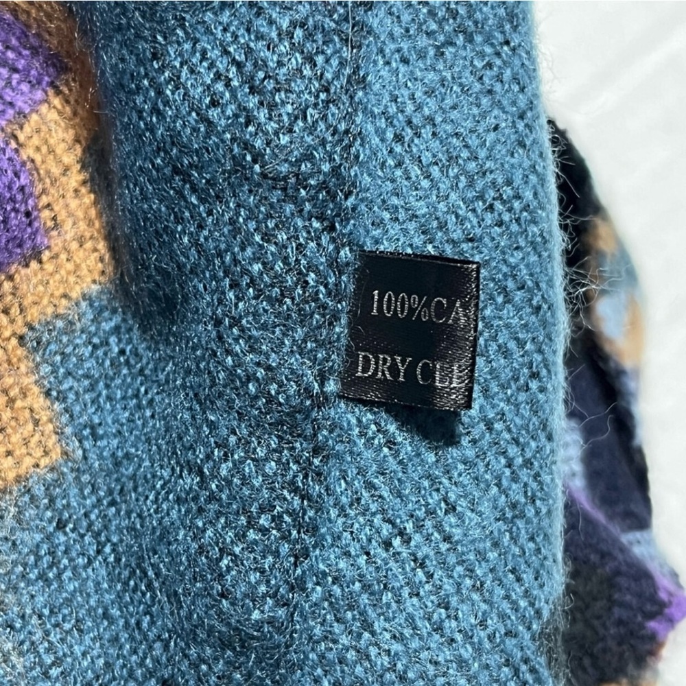 Cashmere neck warmer infinity scarf - Picture 5 of 7